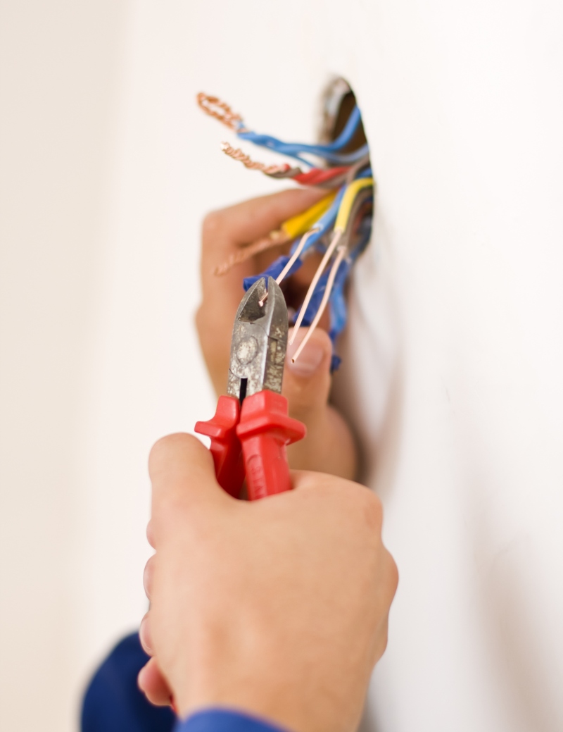 Electricians Epping, North Weald, Theydon Bois, CM16